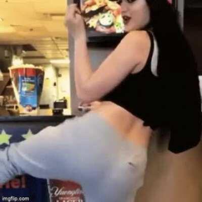 Paige shakes her ass