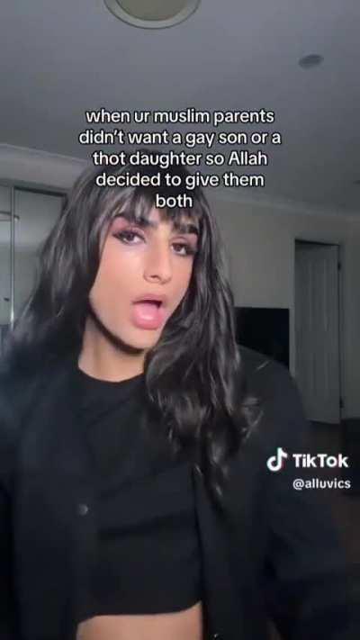 Pakistani Femboy😍😍😍