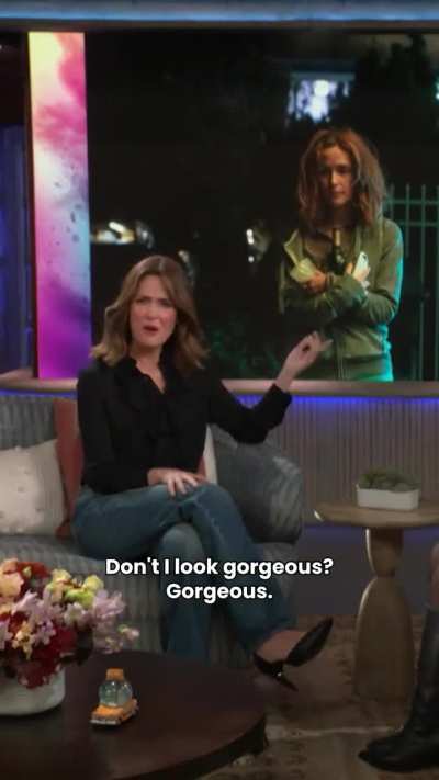 Rose Byrne - gorgeous