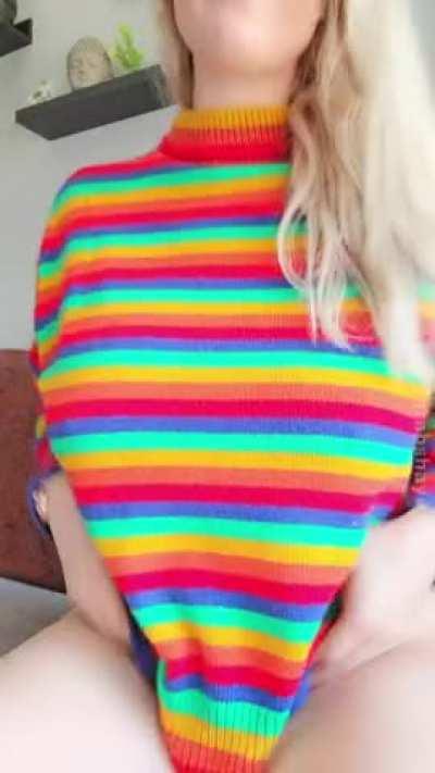 Fuck me if I'm wrong, but dinosaurs still exist