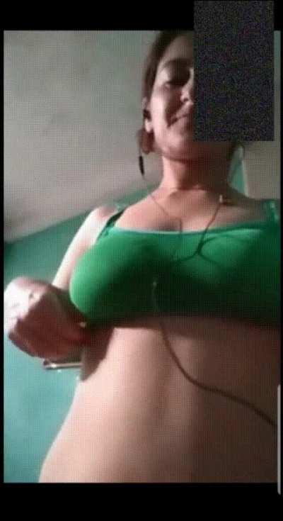 Pakistani Rawalpindi Girl on Video Call Showing Her Big Boobies. Link in Commentss