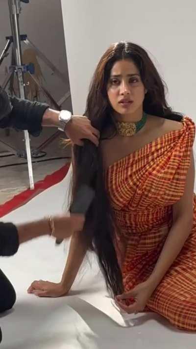 Janhvi for Elle India Magazine 