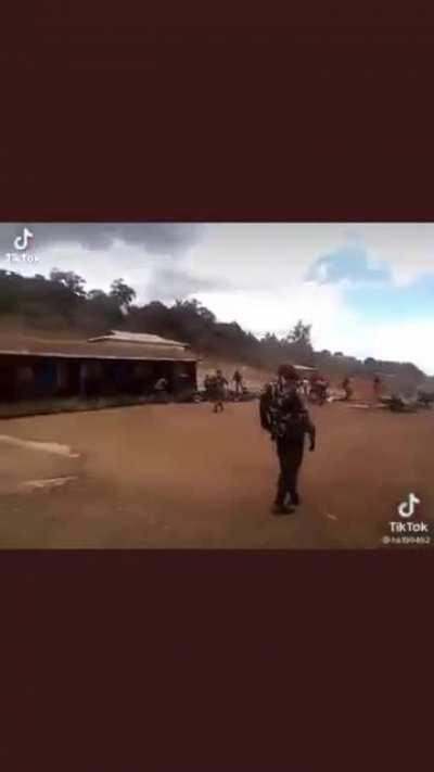 M23 rebels scramble after coming under fire from Congolese gov’t troops (Democratic Republic of Congo)