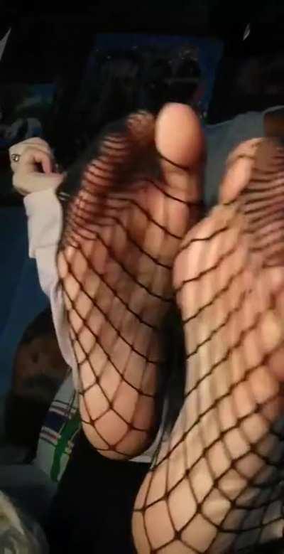 Rip my fishnets off and make me a bitch