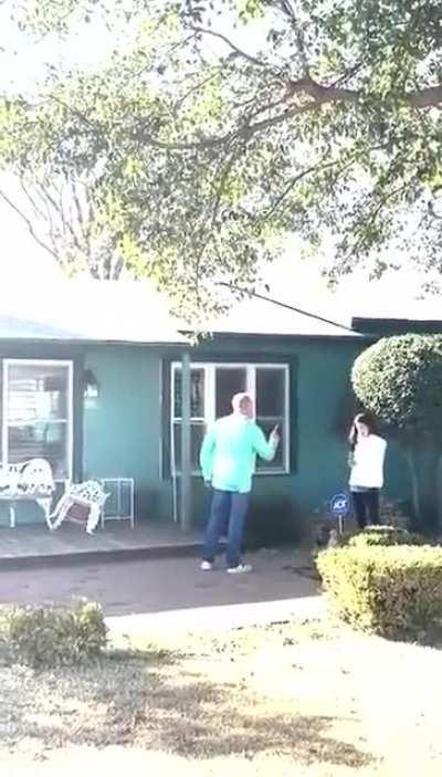 NSFW Argument between ex husband and wife turns joint custody to sole custody. News story in comment. Thoughts?