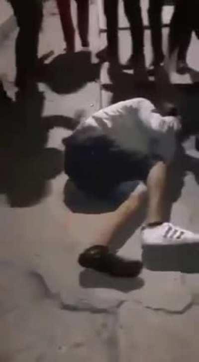 Conclusión: si eres un morro meco, no le hagas al gangster