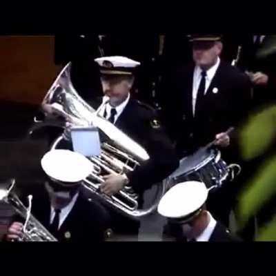 How To Ruin A Parade With A Trumpet 🎺