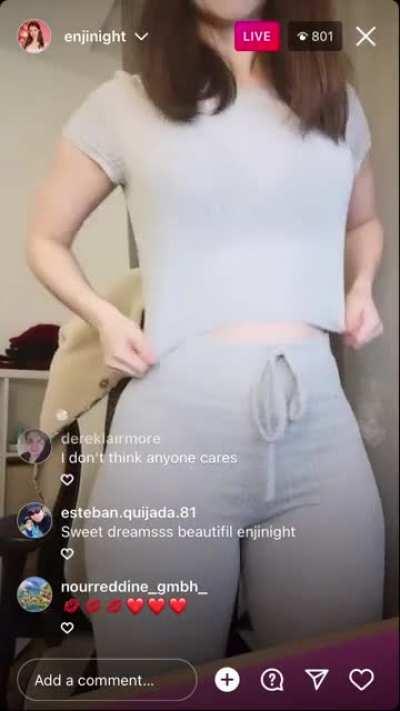 Enjinight showing her outfit IG live
