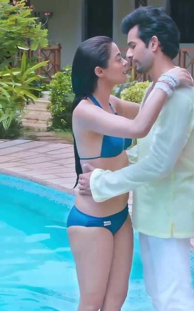 Surveen Chawla [Hate Story 2]