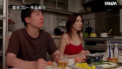 MEYD-906 Seduced by a busty aunt. JULIA