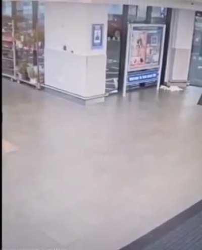 WCGW Using the escalator for that.