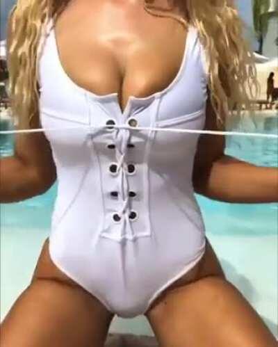 Lucie teasing with her ties