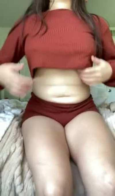 Would love to be bouncing on your dick right now!!