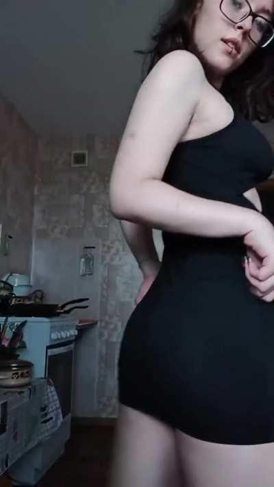 I get so wet and horny because of my sexy body with big tits