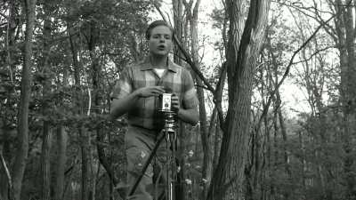 Gretchen Mol - The Notorious Bettie Page (US2005) - Bettie's nudist photoshoot in the mid-1950s