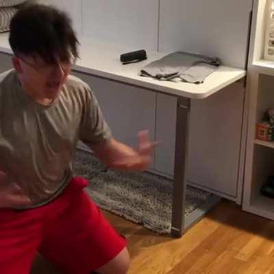 Credit to @_lol_ik_ on instagram