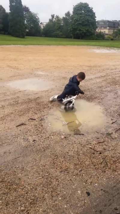 Puddles are kid magnets