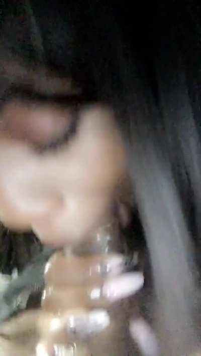 Ebony Throats It 🍆💦😍 Message Me For Her O/Fans 🤑📁🔗