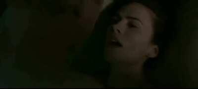 Hayley Atwell triggering a virgin..