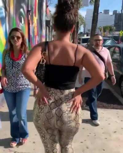 Look Back At It | amirahdyme