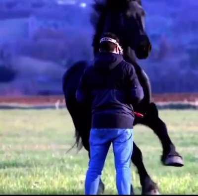 Move bitch! Get out the way! 