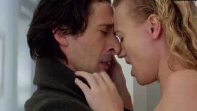 Yvonne Strahovski in ‘Manhattan Night’