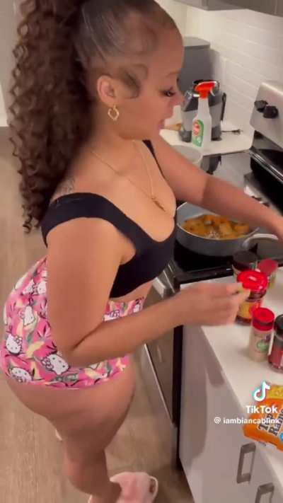 😵‍💫🍑😵‍💫