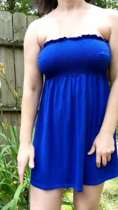 Hope you like easy access dresses ☺️ 38f