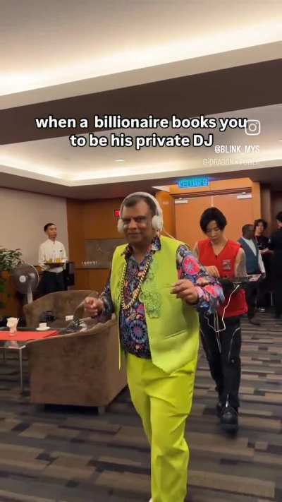 [Cringe] AirAsia boss has done it again.