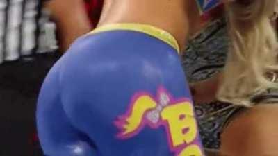 Always has the best cake ever