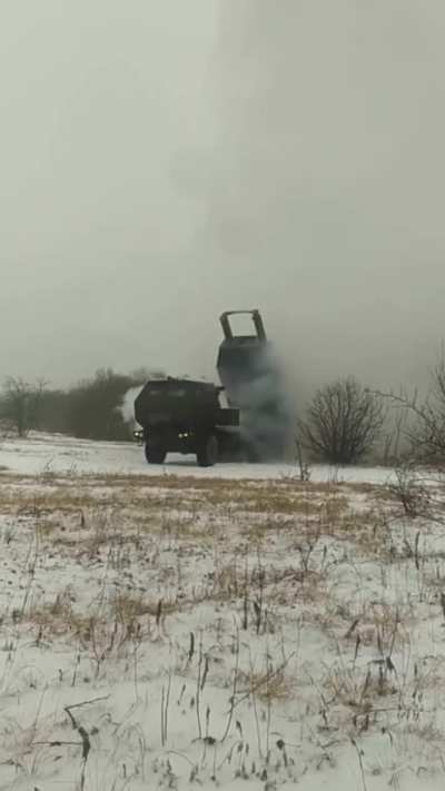 Ukrainian HIMARS in action, firing 4 rockets