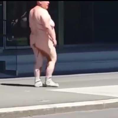 Dude came out of the bus like this, where is his mask?