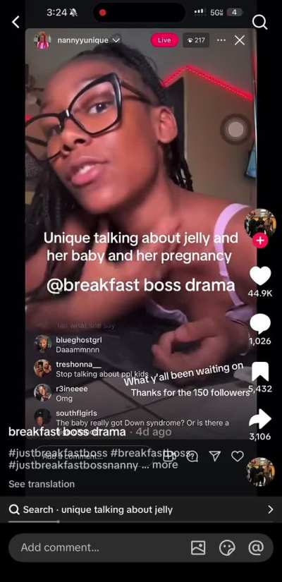 I wonder if the baby is healthy they’ve been in Bali I’ve only seen them post once about her going to the clinic gabby wanted bby B not to be shown he still shows him I wonder if jelly doesn’t want her baby to be shown will he go against that and still po