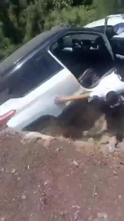 Bro escaped in the nick of time.