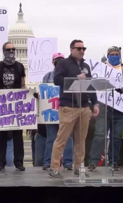 Veteran goes in on Musk and Trump.