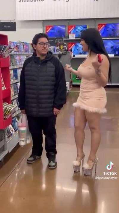 Disrespect she's showing is unbelievable