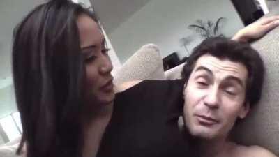 Jessica Bangkok’s armpits sniffing