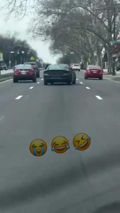 His frame needs a chiropractor- how does this even happen?? 