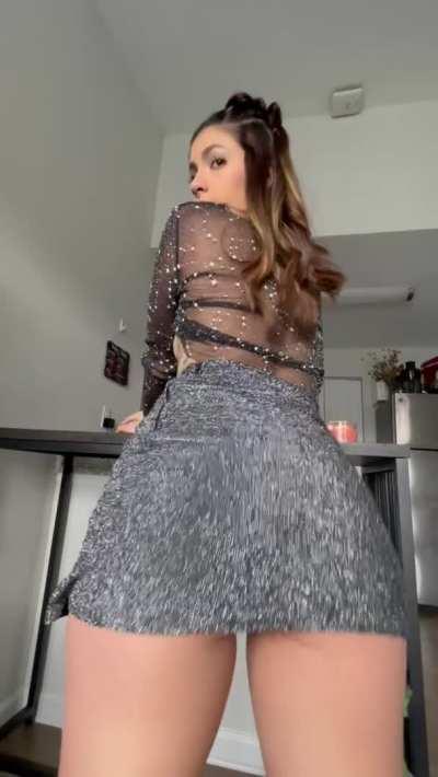 Come get a closer look [stba]