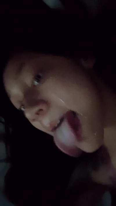 Laila Phillips Swallows 😩cumshot