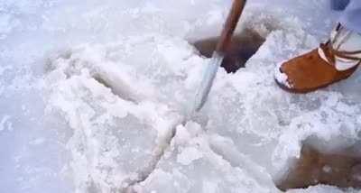 Как я вижу девушку, которая занимается стиркой целый день.