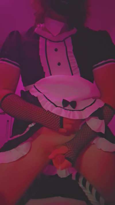 Not me cumming for femboy friday🙈