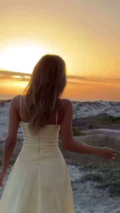 Yellow dress ~ IG March 2025