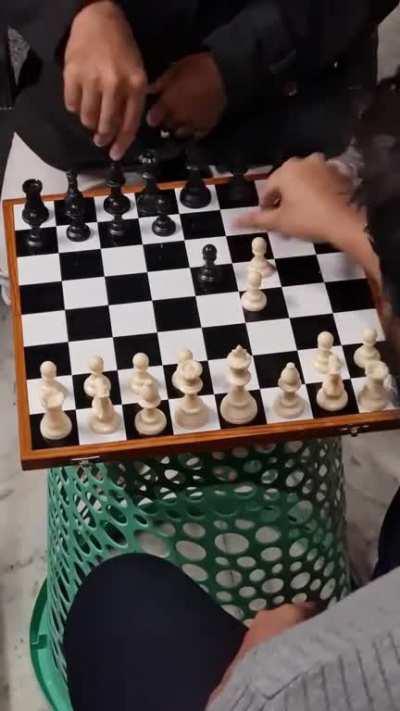 MODERN CHESS