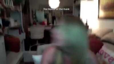 o que realmente acontece no sexto andar (observação)vamos imaginar que a mulher e o luba fazendo suas coisa