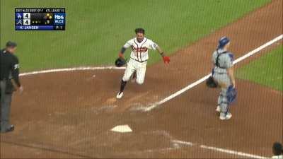 [Highlight] [Highlight] Eddie Rosario walks off the Dodgers!