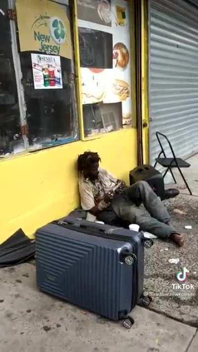 Karen calls the police on a homeless man minding his own business. OP wouldn’t stand for it.