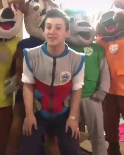 Feliz cumple julia 😳👍🏻