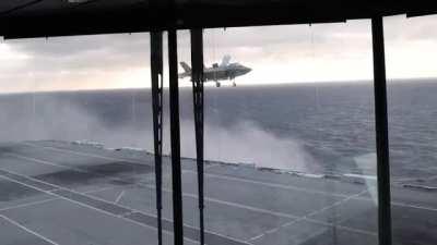 F-35Bs taking off and landing on HMS Queen Elizabeth