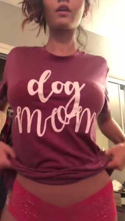 what do yOU Think her pack in the comments